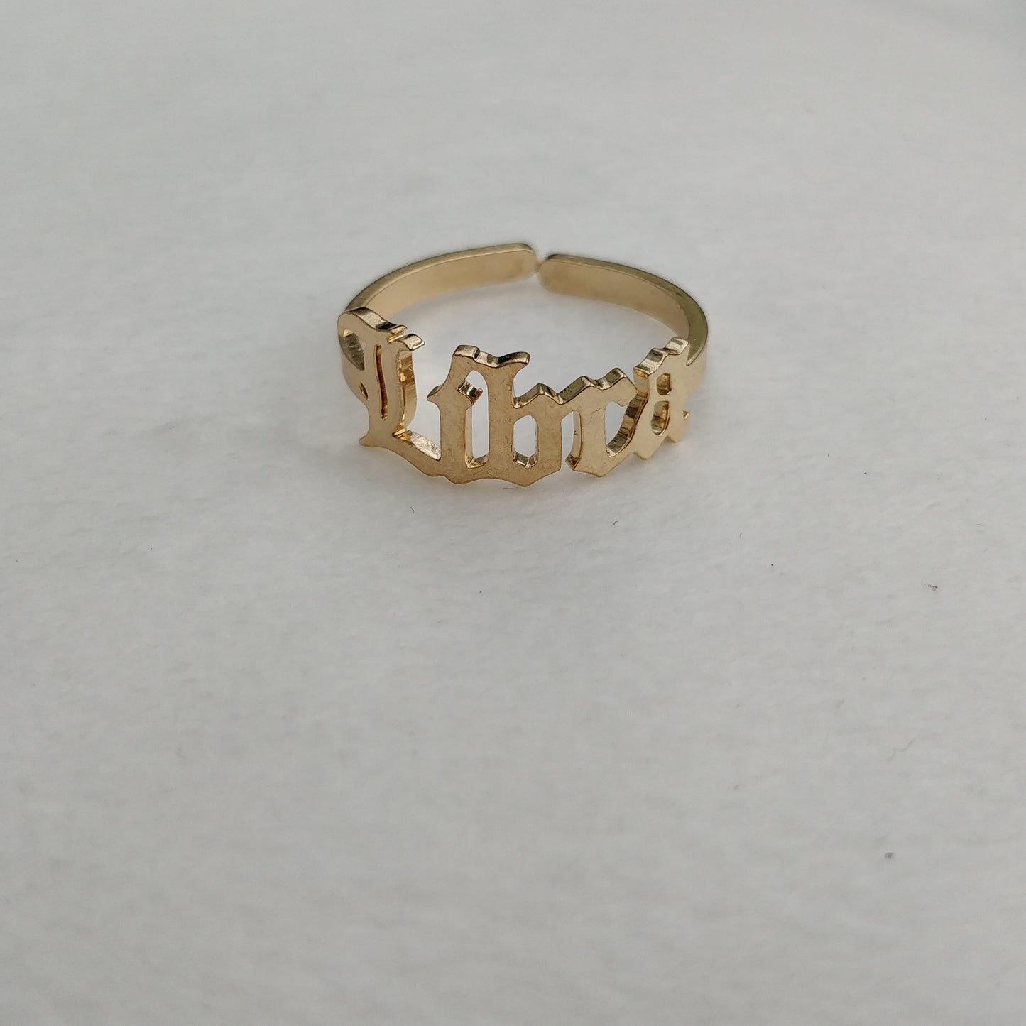 Zodiac Sign Ring in Gold or Silver Queen of Diamonds