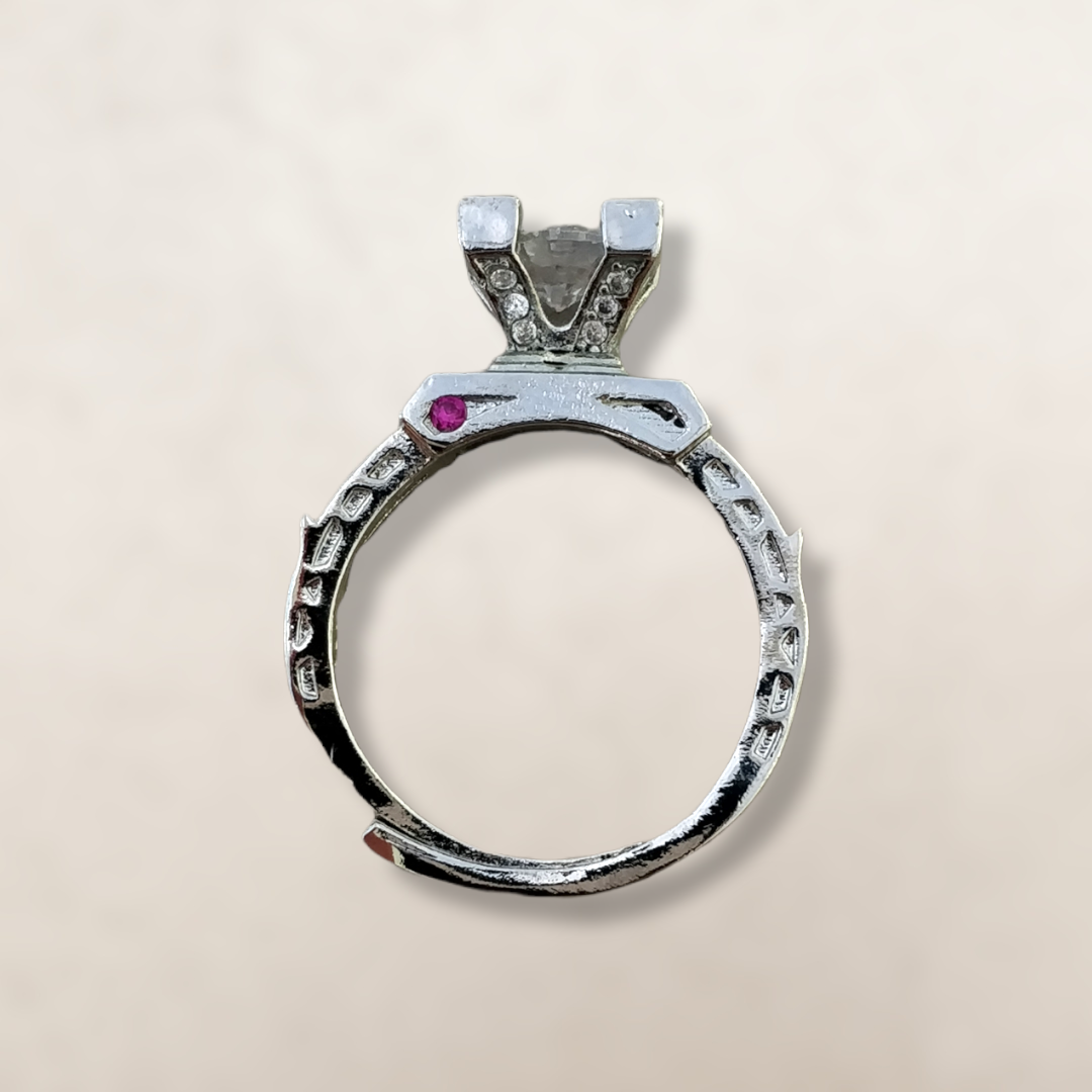 Sterling Silver Ring "Caoimhe" Queen of Diamonds